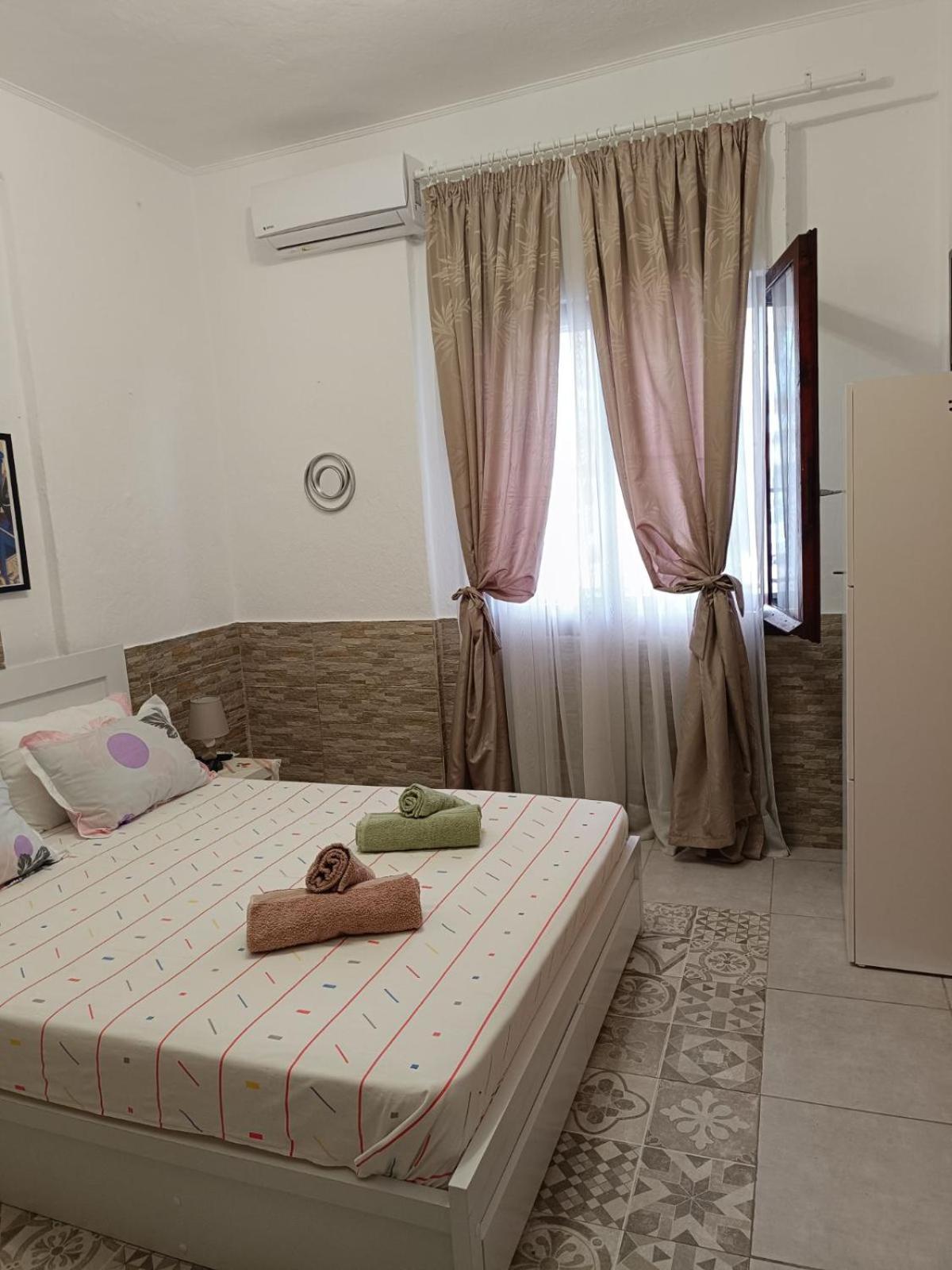 Angel Room 2 เนอาปลายา ภายนอก รูปภาพ